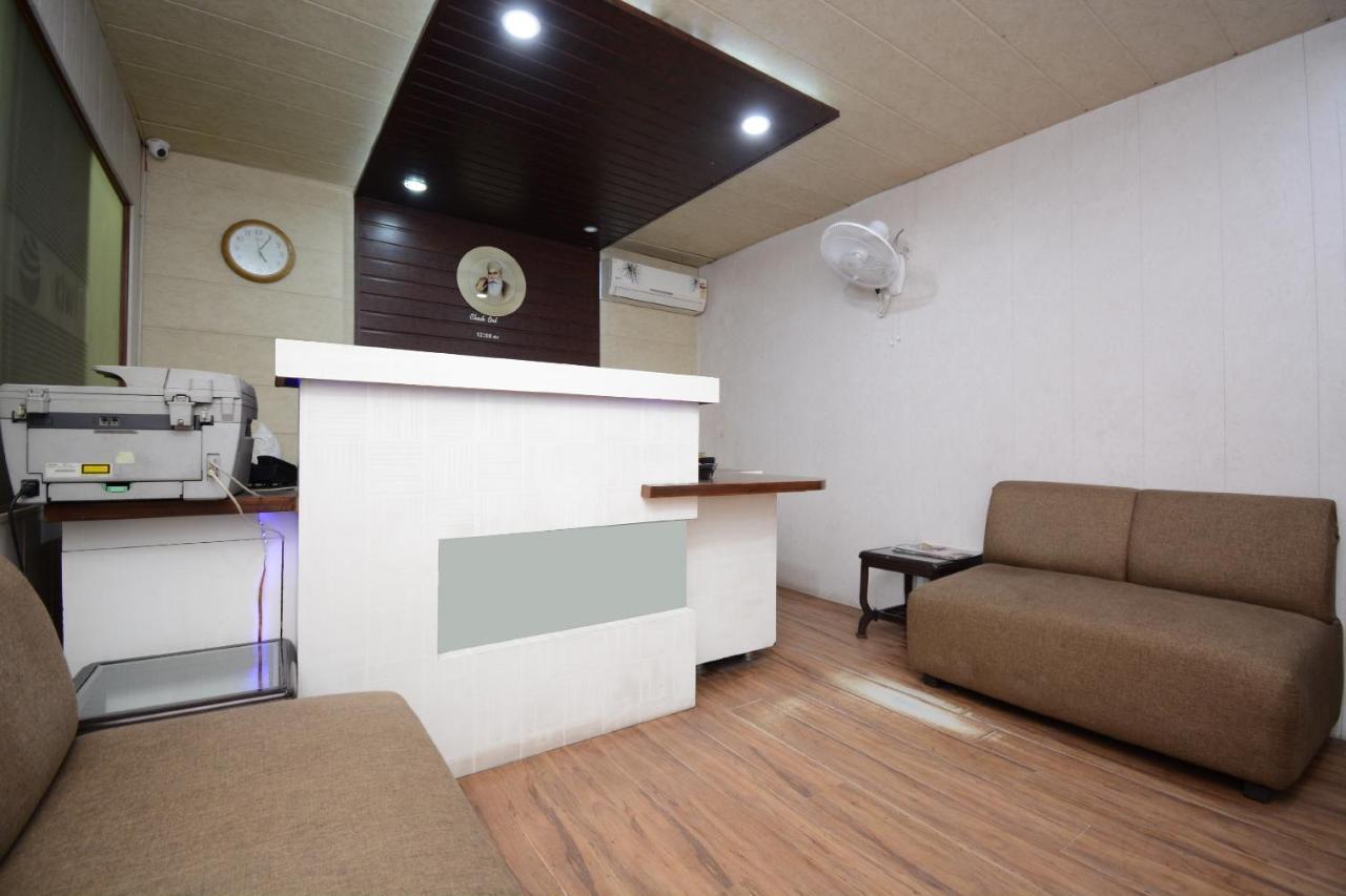 Oyo 5478 Skippers Inn Ludhiana Exterior foto